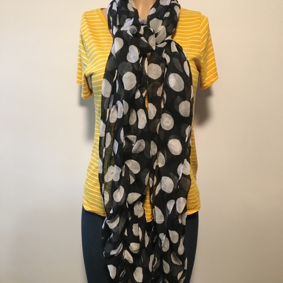 Women’s cross scarf 100% polyester - Picture 5 of 6